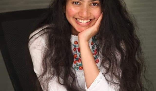 “లవ్ స్టోరి” ప్రతి మహిళ తప్పక చూడాల్సిన సినిమా – సాయి పల్లవి