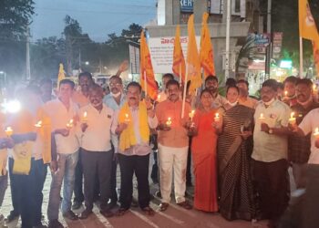 పరామర్శకు వెళుతుంటే భయమెందుకు..?