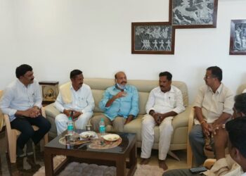 చంద్రబాబును సిఎం చేసే వరకు కష్టపడతాం: జెసి ప్రభాకర్ రెడ్డి