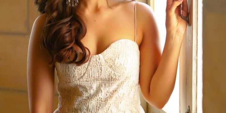 ‘అంతఃపురం’లో రాశీ ఖన్నా ఎందుకు భయపడుతోంది? ఈ నెల 31న తెలుసుకోండి!