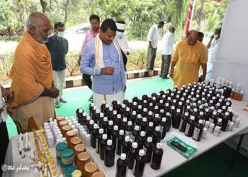 గో ఆధారిత ప్ర‌కృతి వ్య‌వ‌సాయంపై అంత‌ర్జాతీయ సంస్థల ఆస‌క్తి