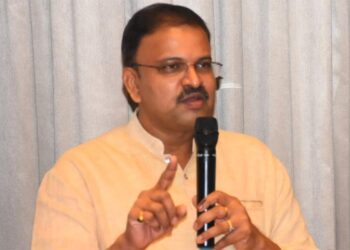 2024 ఎన్నిక‌ల్లో ఏపీ బ‌రిలో దిగుతా!-సీబీఐ మాజీ జేడీ ల‌క్ష్మీనారాయ‌ణ‌