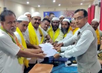 మైనార్టీ పథకాలను రద్దు చేయడం సిగ్గుచేటు!!