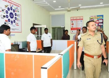 సోషల్ మిడియా పై గట్టి నిఘా