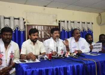 శ్రీవారి ఆలయమా – వైసీపీ కార్యాలయమా..!?