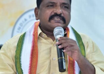 వరద బాధితుల పట్ల కేంద్రం వివక్ష – శైలజనాథ్