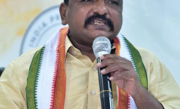 వరద బాధితుల పట్ల కేంద్రం వివక్ష – శైలజనాథ్