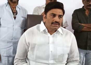 ఎంపీ రఘురామపై హైదరాబాద్‌లో కేసు నమోదు