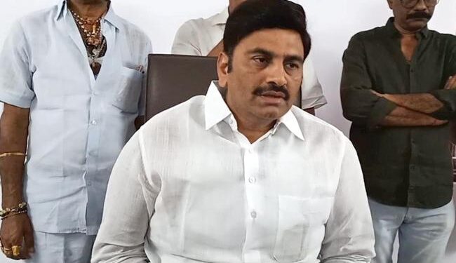 ఎంపీ రఘురామపై హైదరాబాద్‌లో కేసు నమోదు