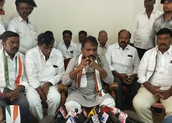 బీజేపీ, వైసిపి పాలనంతా తాకట్టులే -శైలజానాథ్