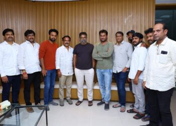 సుకుమార్ చేతుల మీదుగా “నచ్చింది గర్ల్ ఫ్రెండూ” సినిమా నుంచి ‘ఎర్రతోలు పిల్లా..’ లిరికల్ సాంగ్ రిలీజ్