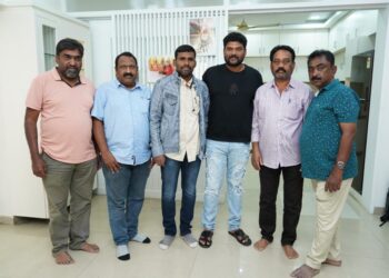 దర్శకుడు పరశరామ్ చేత రాయ్‌ లక్ష్మీ జనతాబార్ మోషన్ పోస్టర్ విడుదల