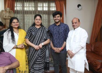 ‘పరారి’ మూవీ లో ఏమో ఏమో పాటను రిలీజ్ చేసిన లేడి సూపర్ స్టార్ విజయశాంతి