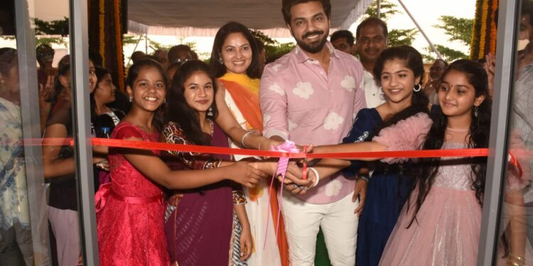 డుమాంట్ కాఫీ మీట్స్ ఐస్ క్రీమ్ స్టోర్‌లో సందడి చేసిన బుల్లితెర నటులు…