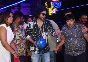 కొంపల్లిలో హాల్ ఆఫ్ గేమ్ ప్రారంభించిన నటుడు సిద్ధు జొన్నలగడ్డ.