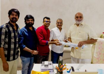 అందరికీ కనెక్ట్ అయ్యే ఎమోషనల్ పాయింట్‌తో ‘విమానం’ సినిమా తెరకెక్కింది:  ద‌ర్శ‌కేంద్రుడు కె.రాఘ‌వేంద్ర‌రావు