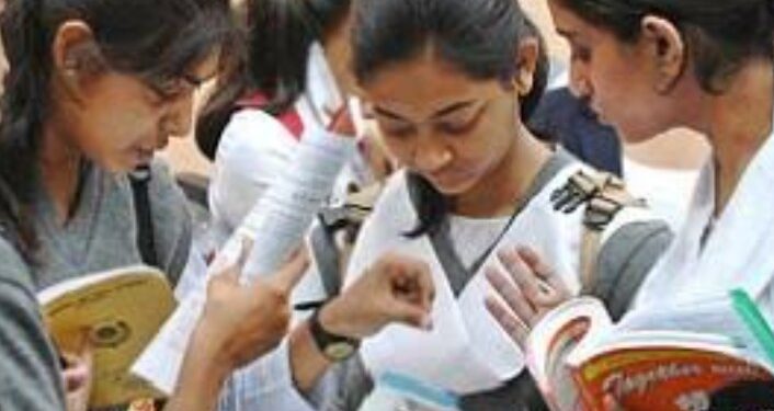 ఉద్యోగార్ధులకు తీపి కబురు చెప్పింది జగన్ ప్రభుత్వం