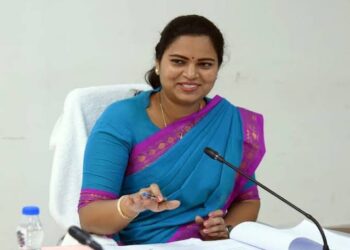 త్వరలో కొత్త ఆరోగ్యశ్రీ కార్డుల పంపిణీ: మంత్రి రజిని