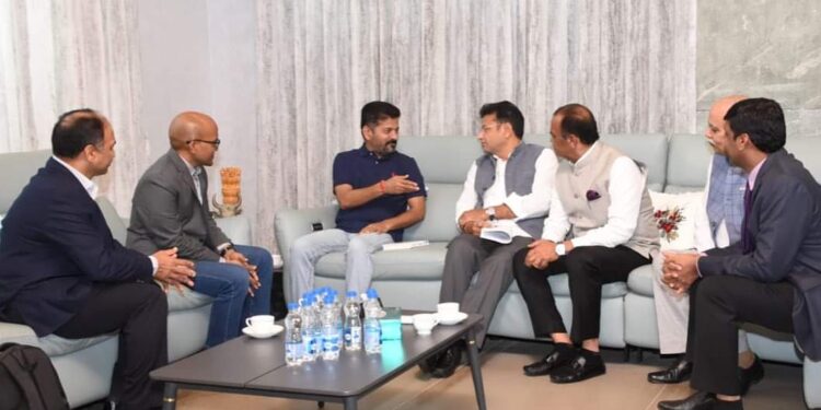 సీఎం రేవంత్ రెడ్డితో గూగుల్ వైస్ ప్రెసిడెంట్ భేటీ