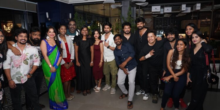 మాదాపూర్ లోని క్యాపిటల్ పార్కు లో అత్యాధునిక థీమ్ తో ఎఫ్ కేఫ్ & బార్ ప్రారంభం…