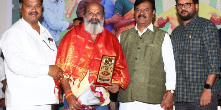 బ్రహ్మాండంగా “బ్రహ్మచారి” ప్రి రిలీజ్ ఈవెంట్