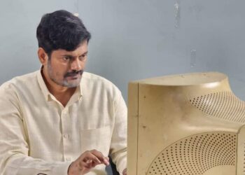 యూట్యూబ్‌లో సంచలనాలు నమోదు చేస్తున్న చంద్రబాబు బయోపిక్ ‘తెలుగోడు’