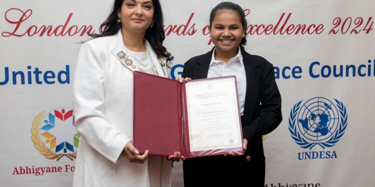 తెలుగు తేజం చిన్నారి కలశకు గౌరవ డాక్టరేట్ ప్రధానం