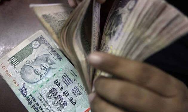 ఎన్నికల్లో బెట్టింగ్ డబ్బులతో పరారైన మధ్యవర్తులు