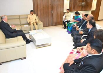 ఏపీ సీఎం చంద్రబాబును కలిసిన బెల్జియం బృందం