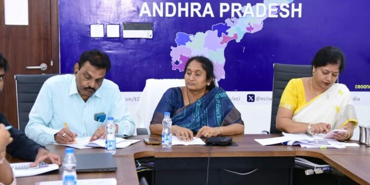 త్వరలో నూతన ఏపీ టెక్స్ టైల్ పాలసీ ; మంత్రి సవిత