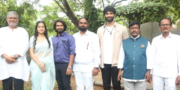 పూజా కార్యక్రమాలతో వైభవంగా ప్రారంభమైన “దిల్ రెడ్డి” సినిమా