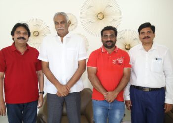 “స్వాతంత్రం మా స్వాతంత్ర్యం” సాంగ్ లాంచ్ చేసిన దర్శక నిర్మాత తమ్మారెడ్డి భరద్వాజ.