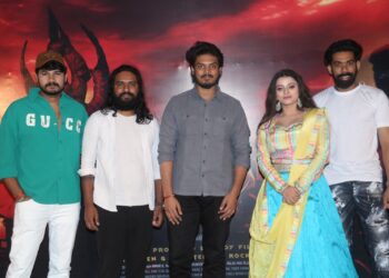 ‘కర్మ స్థలం’ లాంటి కథ నాకూ చేయాలని ఉంది: హీరో ఆకాష్ పూరి