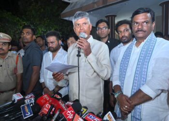 పేలుడులో ప్రాణాలు కోల్పోవడం దురదృష్టకరం- సీఎం చంద్రబాబు