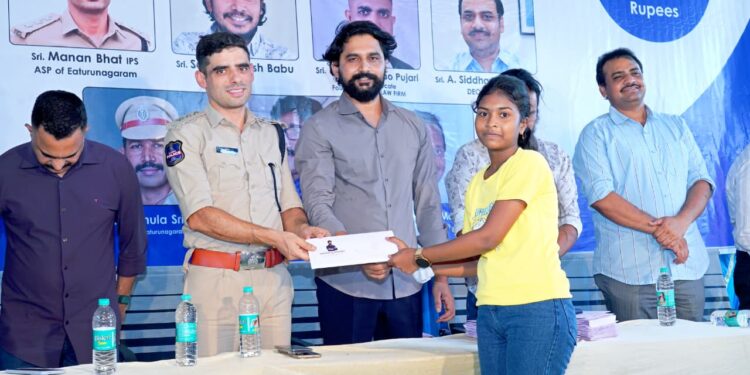 నటుడు Sanjosh సేవా కార్యక్రమాలకు ప్రశంసలు