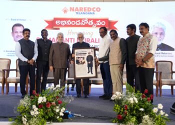 నేషనల్ రియల్ ఎస్టేట్ డెవలప్ మెంట్ కౌన్సిల్ (నరెడ్కో) ఆధ్వర్యంలో పద్మశ్రీ మురళీమోహన్ కు ఘన సన్మానం